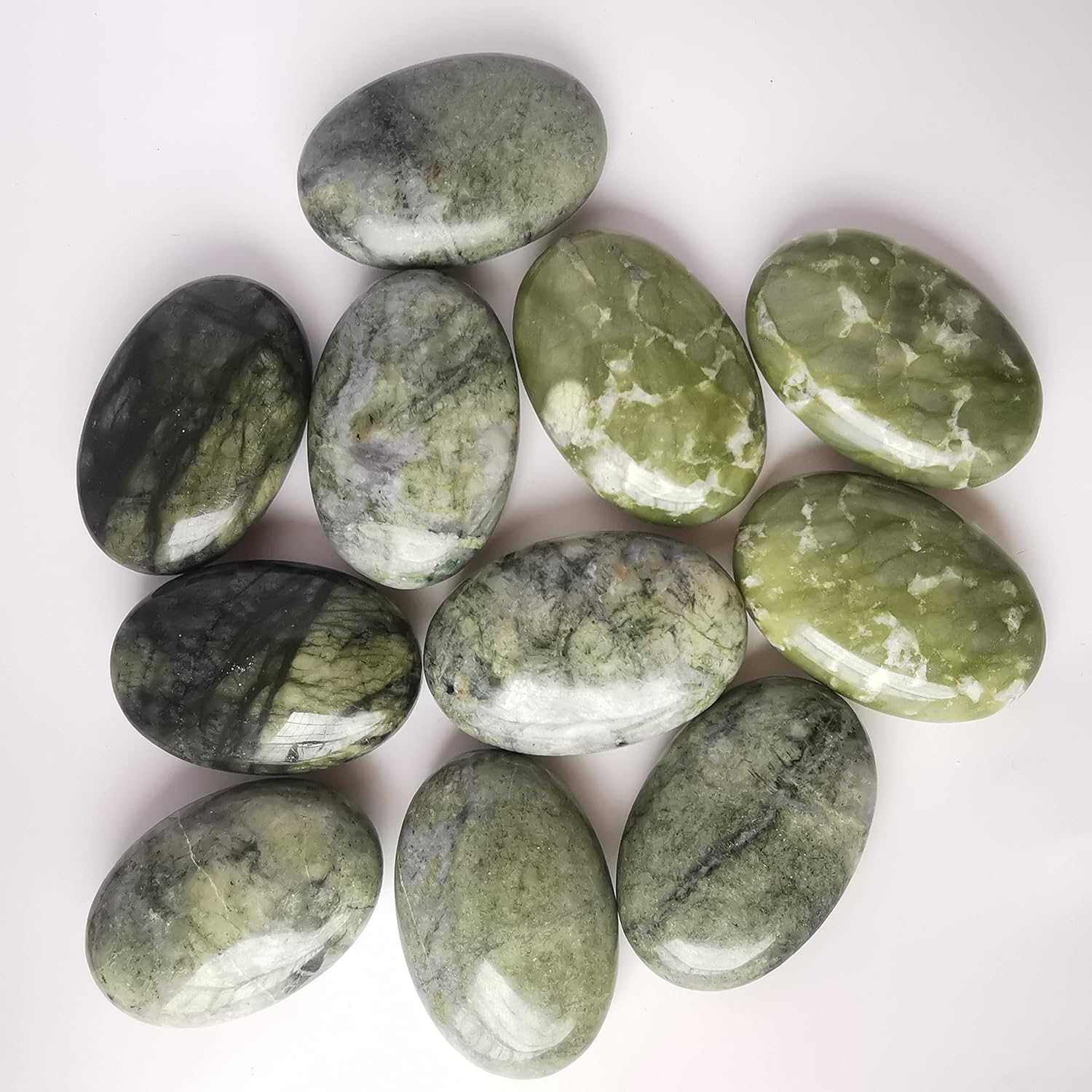 Loveliome Natural Green Jade Oval Worry Stones
